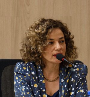 Na foto, professora Flávia Brito do Nascimento. Crédito: Divulgação