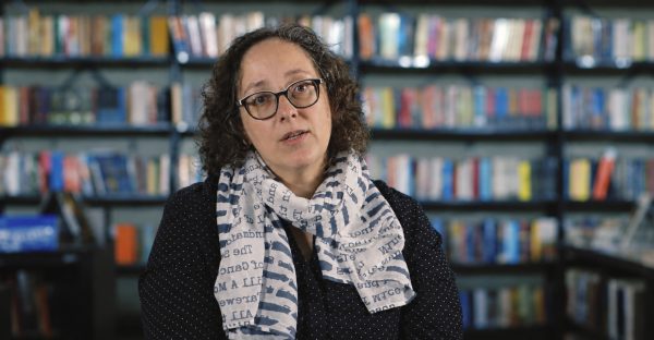 Carla Fernanda Fontana, doutora em design pela Faculdade de Arquitetura e Urbanismo e de Design da USP